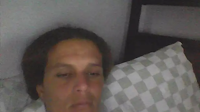 Snapshot of sarahkat86 chatting on March 11, 2026, 10:27 pm sarahkat86 online show from March 11, 2026, 10:27 pm