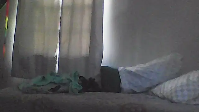 Snapshot of sarahkat86 chatting on April 3, 2026, 9:57 pm sarahkat86 online show from April 3, 2026, 9:57 pm