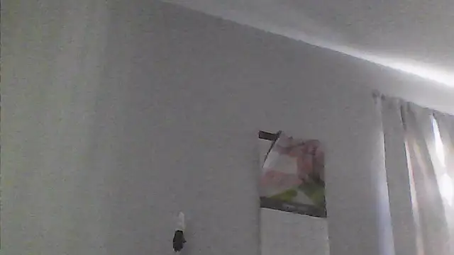 Snapshot of sarahkat86 chatting on April 14, 2026, 9:54 pm sarahkat86 online show from April 14, 2026, 9:54 pm