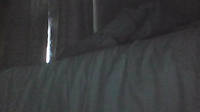 Snapshot of sarahkat86 chatting on April 20, 2026, 11:46 am sarahkat86 online show from April 20, 2026, 11:46 am