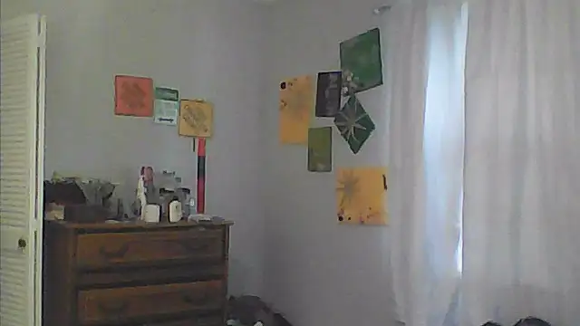 sarahkat86 online show from June 4, 2026, 9:54 pm