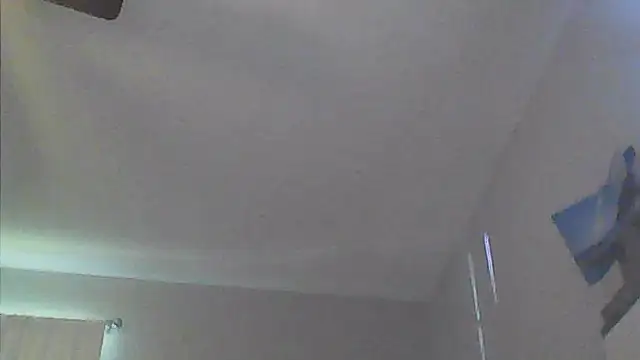 sarahkat86 online show from June 10, 2026, 10:30 pm