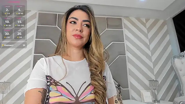 Snapshot of CristalHeart_ chatting on September 14, 2025, 12:04 pm CristalHeart  online show from September 14, 2025, 12:04 pm