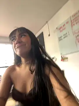  megan parker  online show from September 12, 2025, 7:03 pm