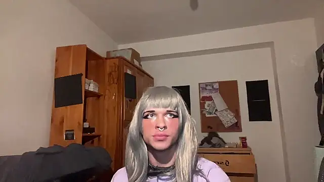 Snapshot of emilydee666 chatting on September 30, 2025, 9:53 pm emilydee666 online show from September 30, 2025, 9:53 pm