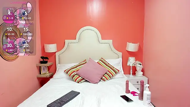 Snapshot of little_lemmons_ chatting on October 24, 2025, 7:43 pm little lemmons online show from October 24, 2025, 7:43 pm