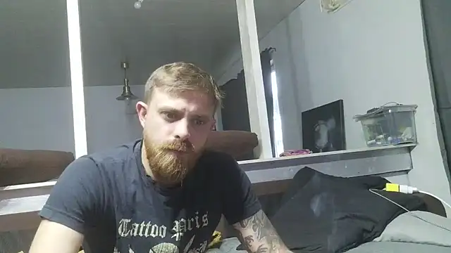 Bikerhot883hd online show from June 15, 2026, 7:27 pm