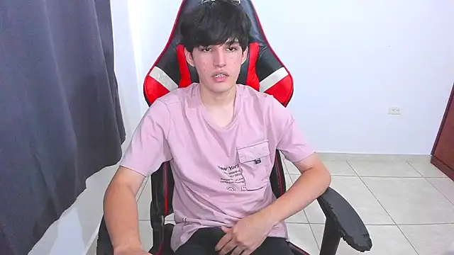 Snapshot of eren_188 chatting on September 17, 2025, 5:58 pm eren 188 online show from September 17, 2025, 5:58 pm