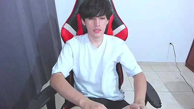 Snapshot of eren_188 chatting on October 15, 2025, 2:01 am eren 188 online show from October 15, 2025, 2:01 am