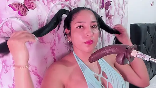 Snapshot of sweetyblowjob19 chatting on October 26, 2025, 11:49 am sweetyblowjob19 online show from October 26, 2025, 11:49 am