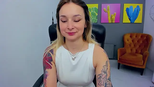 LilFleurish online show from May 4, 2026, 4:19 am