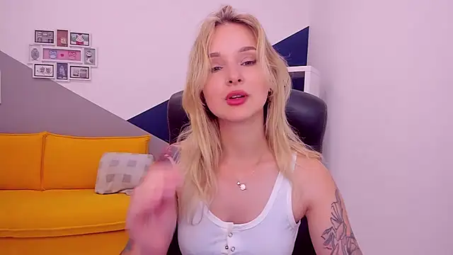LilFleurish online show from June 11, 2026, 4:21 am