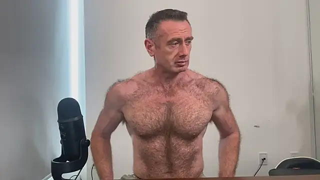 Snapshot of TheDonnyBasilisk chatting on September 20, 2025, 7:04 pm TheDonnyBasilisk online show from September 20, 2025, 7:04 pm