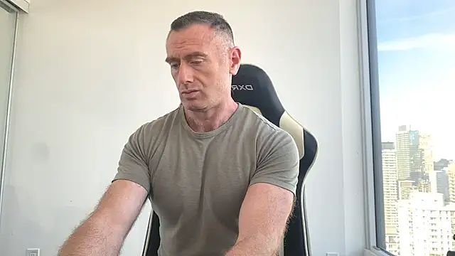 Snapshot of TheDonnyBasilisk chatting on October 10, 2025, 1:10 pm TheDonnyBasilisk online show from October 10, 2025, 1:10 pm