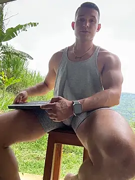 Marco Vega online show from October 30, 2025, 5:02 pm