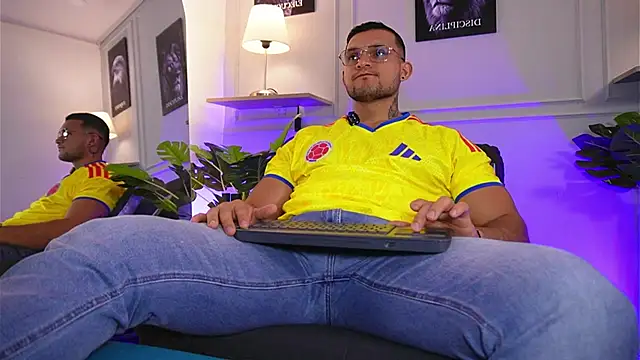 Marco Vega online show from June 28, 2026, 2:28 am