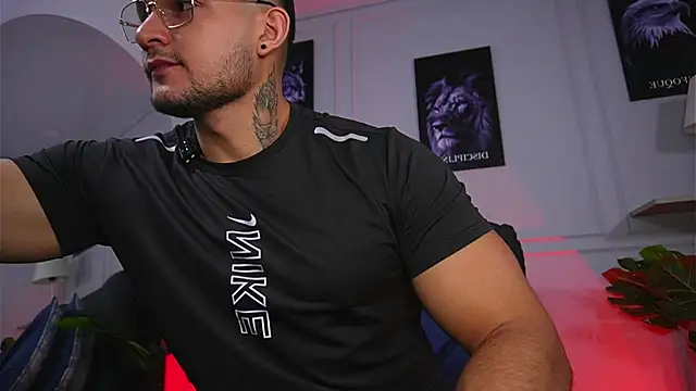 Marco Vega online show from July 11, 2026, 2:36 am