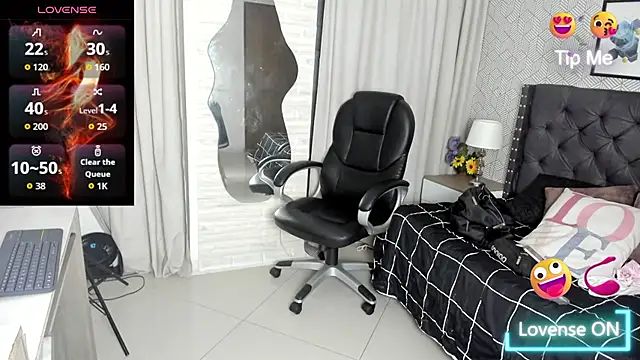 Snapshot of sweet__vanessa1 chatting on September 9, 2025, 3:50 am sweet  vanessa1 online show from September 9, 2025, 3:50 am