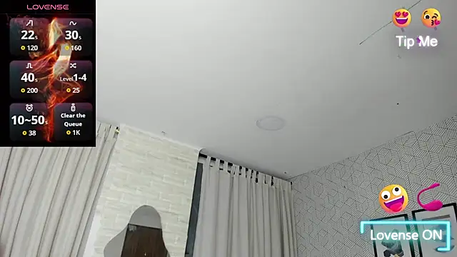 Snapshot of sweet__vanessa1 chatting on September 26, 2025, 3:43 am sweet  vanessa1 online show from September 26, 2025, 3:43 am