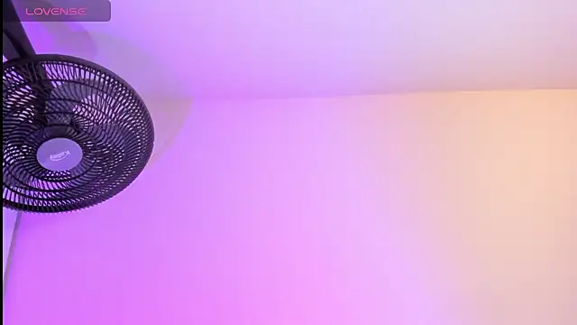 sweet  vanessa1 online show from June 20, 2026, 2:36 am
