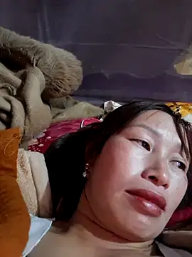 Snapshot of ngocngoc_cute chatting on February 14, 2026, 2:14 pm ngocngoc cute online show from February 14, 2026, 2:14 pm