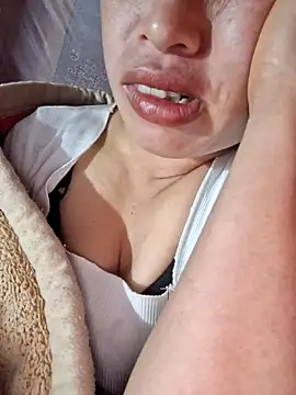 Snapshot of ngocngoc_cute chatting on February 15, 2026, 6:10 am ngocngoc cute online show from February 15, 2026, 6:10 am