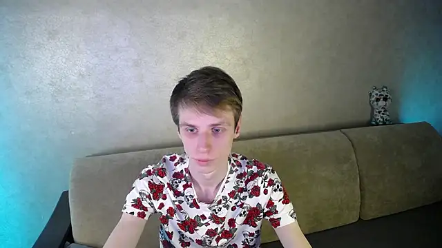 yes cute boy  online show from March 10, 2026, 5:51 pm