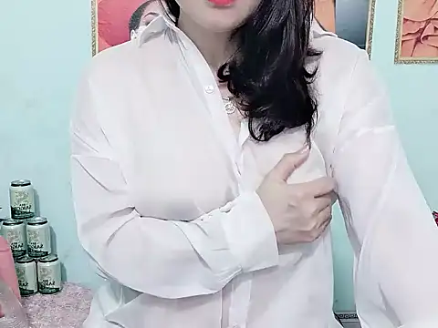 Spa-LinhLinh online show from May 12, 2026, 8:44 am