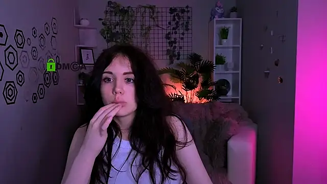 riley sanders online show from June 11, 2026, 12:32 am