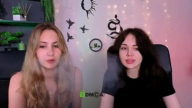 riley sanders online show from August 10, 2026, 12:58 am