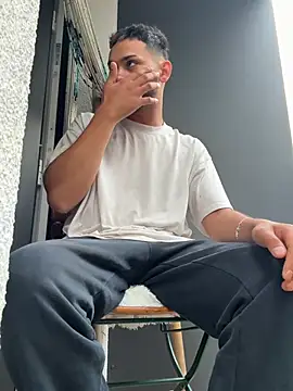Gipsyboysteve online show from July 19, 2026, 7:01 am