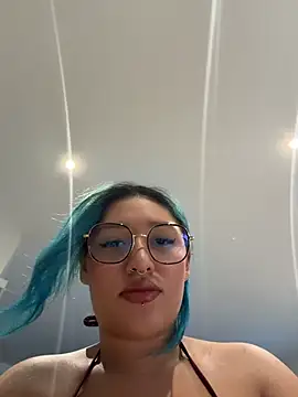 HATSUNE   online show from June 14, 2026, 6:21 pm