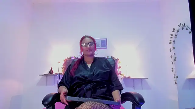 Snapshot of vane_jimenez_ chatting on October 5, 2025, 9:40 am vane jimenez online show from October 5, 2025, 9:40 am