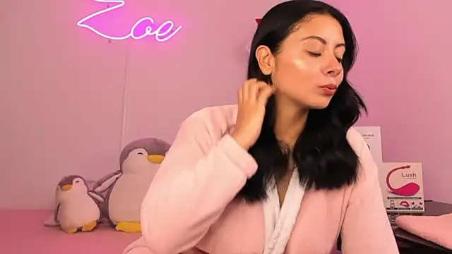 zoecams1 online show from March 19, 2026, 7:51 pm