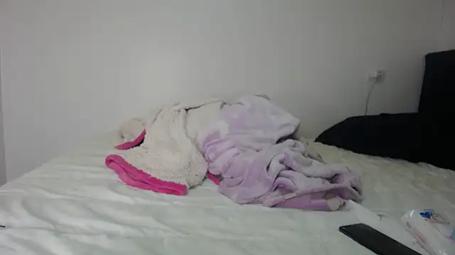 habdiela online show from November 3, 2025, 8:15 am