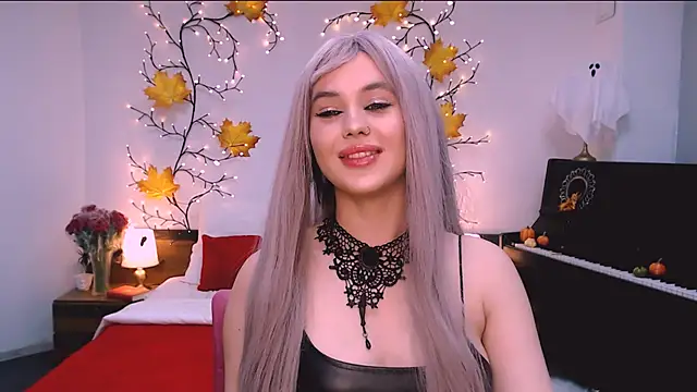 Snapshot of lil_angel_ chatting on October 31, 2025, 7:15 pm lil angel online show from October 31, 2025, 7:15 pm