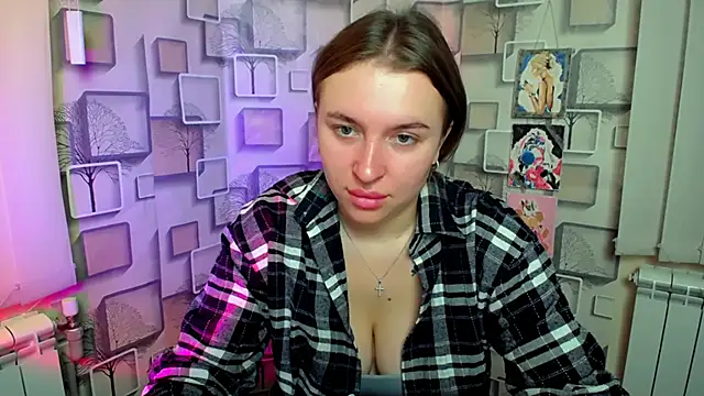 JuliaTopp  online show from September 23, 2025, 5:54 am