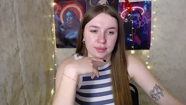 JuliaTopp  online show from March 13, 2026, 8:10 am