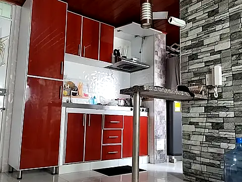 Masterblue hot online show from December 4, 2025, 8:06 pm