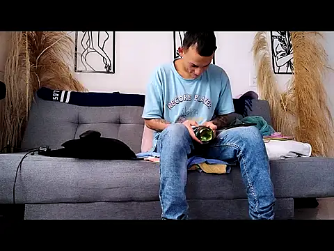 Masterblue hot online show from February 15, 2026, 1:31 pm