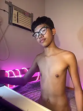 Snapshot of urcumjp chatting on September 25, 2025, 6:50 am urcumjp online show from September 25, 2025, 6:50 am