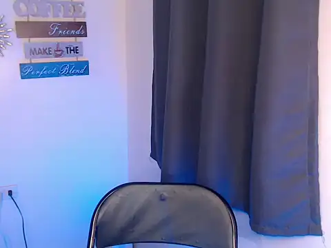 Snapshot of urcumjp chatting on October 5, 2025, 3:43 pm urcumjp online show from October 5, 2025, 3:43 pm