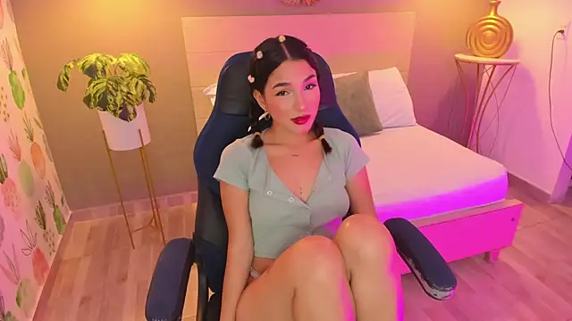 Snapshot of luma_sky_ chatting on October 5, 2025, 2:54 am luma sky  online show from October 5, 2025, 2:54 am