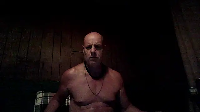 CLUBTHUMPERBATOR online show from July 26, 2026, 4:09 am