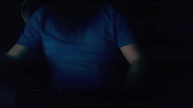 Snapshot of LondonMan1988 chatting on November 6, 2025, 6:31 pm LondonMan1988 online show from November 6, 2025, 6:31 pm