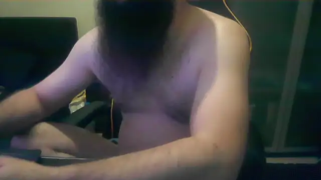 Snapshot of LondonMan1988 chatting on November 12, 2025, 4:46 am LondonMan1988 online show from November 12, 2025, 4:46 am