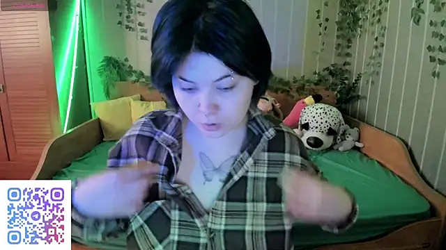 Snapshot of Alisa_Monroe chatting on October 23, 2025, 8:02 am Alisa Monroe online show from October 23, 2025, 8:02 am