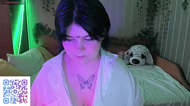 Snapshot of Alisa_Monroe chatting on October 25, 2025, 7:38 am Alisa Monroe online show from October 25, 2025, 7:38 am