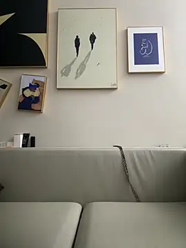 Snapshot of anna_yngs chatting on September 25, 2025, 1:04 pm anna yngs online show from September 25, 2025, 1:04 pm