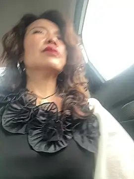 anna yngs online show from July 28, 2026, 7:04 am